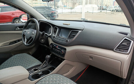 Hyundai Tucson III, 2018 год, 2 040 000 рублей, 11 фотография