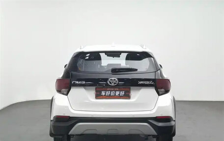 Toyota Yaris XP150 рестайлинг, 2022 год, 1 030 000 рублей, 4 фотография