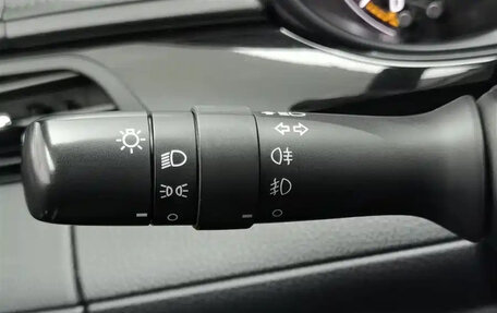 Toyota Yaris XP150 рестайлинг, 2022 год, 1 030 000 рублей, 21 фотография