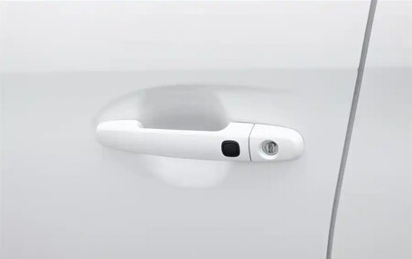 Toyota Yaris XP150 рестайлинг, 2022 год, 1 030 000 рублей, 18 фотография