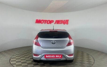 Hyundai Solaris II рестайлинг, 2012 год, 650 000 рублей, 5 фотография