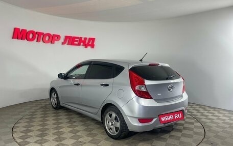 Hyundai Solaris II рестайлинг, 2012 год, 650 000 рублей, 6 фотография