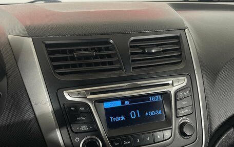 Hyundai Solaris II рестайлинг, 2012 год, 650 000 рублей, 18 фотография