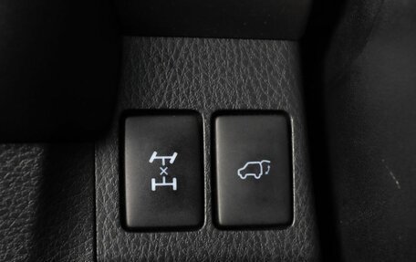 Toyota RAV4, 2017 год, 2 465 000 рублей, 13 фотография