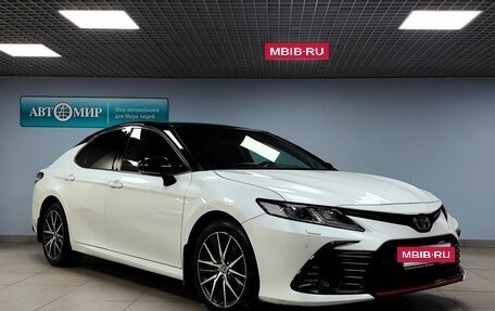 Toyota Camry, 2021 год, 3 700 000 рублей, 3 фотография