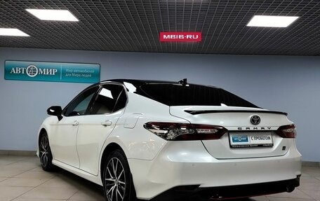 Toyota Camry, 2021 год, 3 700 000 рублей, 7 фотография
