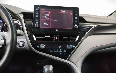 Toyota Camry, 2021 год, 3 700 000 рублей, 17 фотография