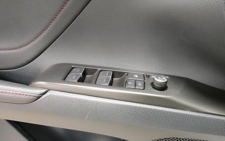 Toyota Camry, 2021 год, 3 700 000 рублей, 19 фотография