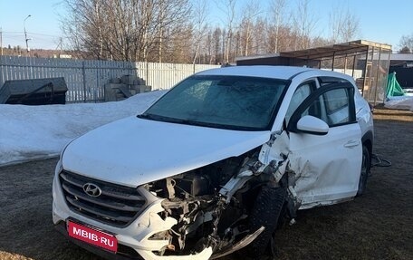 Hyundai Tucson III, 2015 год, 850 000 рублей, 1 фотография