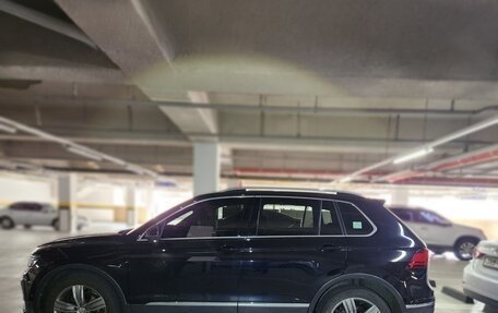 Volkswagen Tiguan II, 2020 год, 2 800 000 рублей, 3 фотография