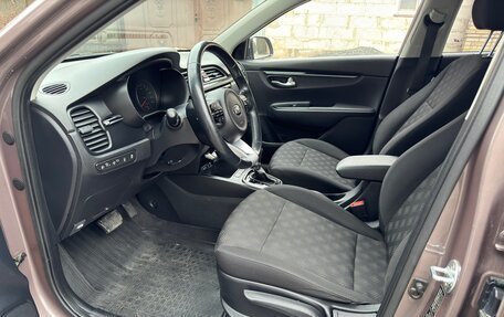 KIA Rio IV, 2018 год, 1 420 000 рублей, 10 фотография