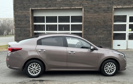 KIA Rio IV, 2018 год, 1 420 000 рублей, 6 фотография