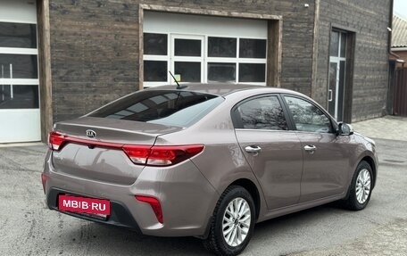 KIA Rio IV, 2018 год, 1 420 000 рублей, 5 фотография