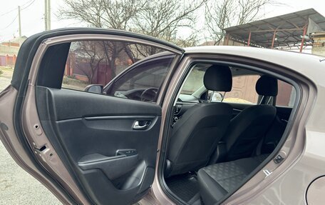 KIA Rio IV, 2018 год, 1 420 000 рублей, 11 фотография