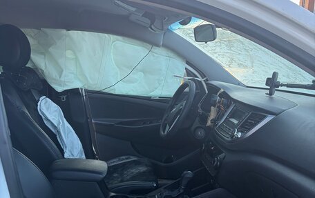 Hyundai Tucson III, 2015 год, 850 000 рублей, 5 фотография