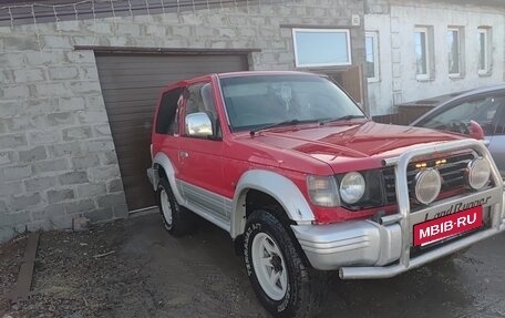 Mitsubishi Pajero III рестайлинг, 1992 год, 500 000 рублей, 2 фотография