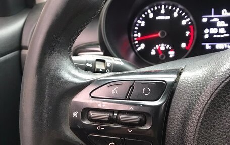 KIA Rio IV, 2018 год, 1 300 000 рублей, 7 фотография