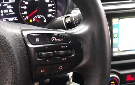 KIA Rio IV, 2018 год, 1 300 000 рублей, 6 фотография