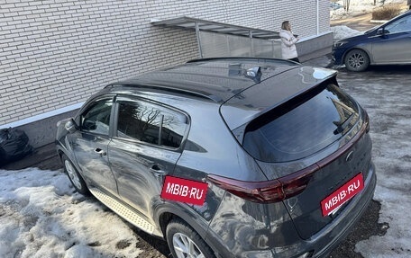 KIA Sportage IV рестайлинг, 2021 год, 2 450 000 рублей, 3 фотография