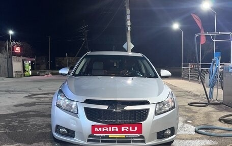 Chevrolet Cruze II, 2012 год, 640 000 рублей, 3 фотография