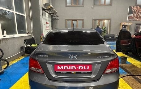 Hyundai Solaris II рестайлинг, 2015 год, 1 100 000 рублей, 4 фотография