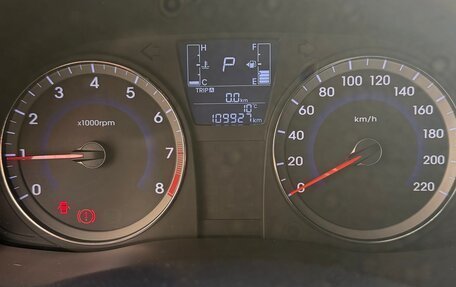 Hyundai Solaris II рестайлинг, 2015 год, 1 100 000 рублей, 9 фотография