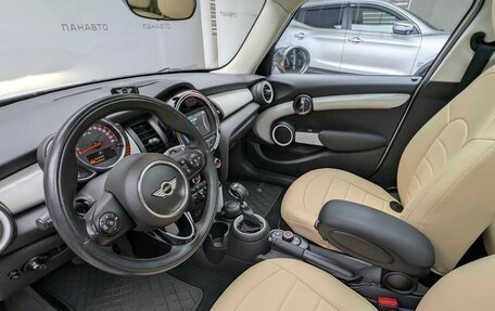 MINI Hatch, 2017 год, 1 597 000 рублей, 11 фотография