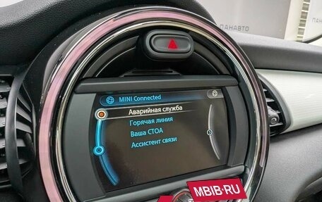 MINI Hatch, 2017 год, 1 597 000 рублей, 19 фотография