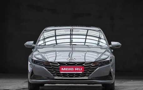 Hyundai Elantra, 2022 год, 1 100 000 рублей, 2 фотография