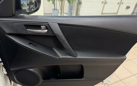 Mazda 3, 2011 год, 650 000 рублей, 16 фотография