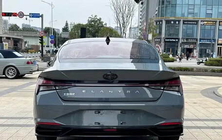 Hyundai Elantra, 2022 год, 1 055 000 рублей, 7 фотография