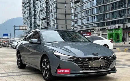 Hyundai Elantra, 2022 год, 1 055 000 рублей, 3 фотография