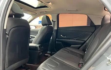 Hyundai Elantra, 2022 год, 1 055 000 рублей, 15 фотография