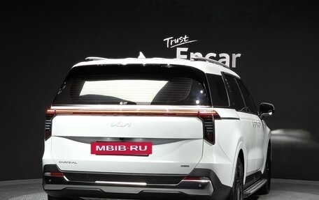 KIA Carnival, 2024 год, 5 040 000 рублей, 2 фотография