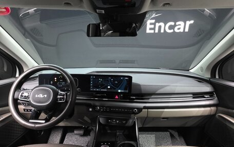 KIA Carnival, 2024 год, 5 040 000 рублей, 7 фотография