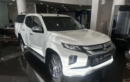 Mitsubishi L200 IV рестайлинг, 2020 год, 3 638 000 рублей, 7 фотография