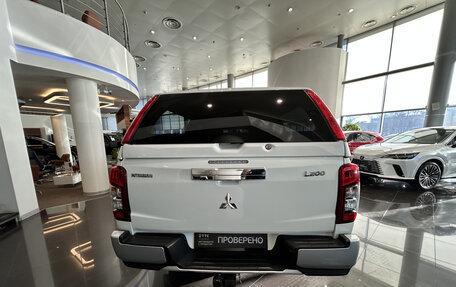 Mitsubishi L200 IV рестайлинг, 2020 год, 3 638 000 рублей, 10 фотография