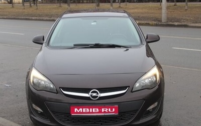 Opel Astra J, 2014 год, 905 000 рублей, 1 фотография