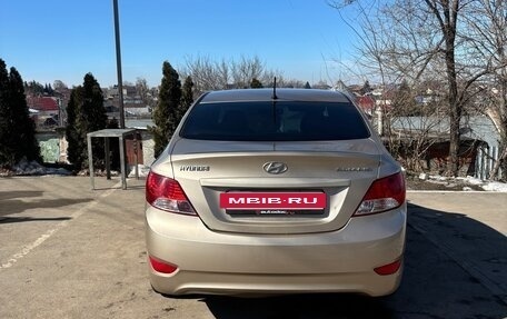 Hyundai Solaris II рестайлинг, 2011 год, 780 000 рублей, 5 фотография