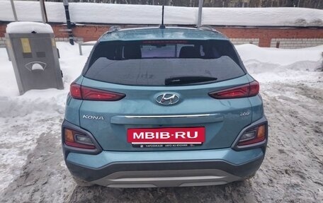 Hyundai Kona I, 2018 год, 1 890 000 рублей, 2 фотография