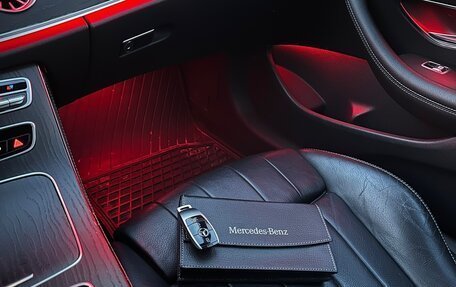 Mercedes-Benz E-Класс, 2018 год, 3 950 000 рублей, 7 фотография