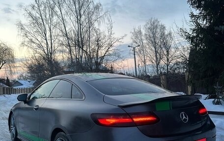 Mercedes-Benz E-Класс, 2018 год, 3 950 000 рублей, 5 фотография