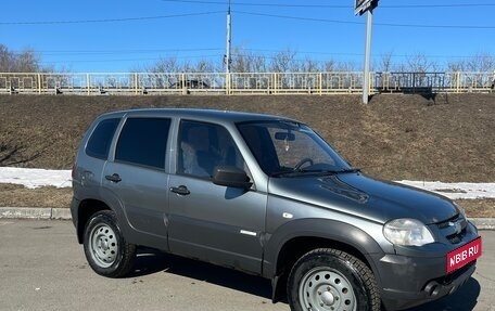 Chevrolet Niva I рестайлинг, 2012 год, 430 000 рублей, 2 фотография