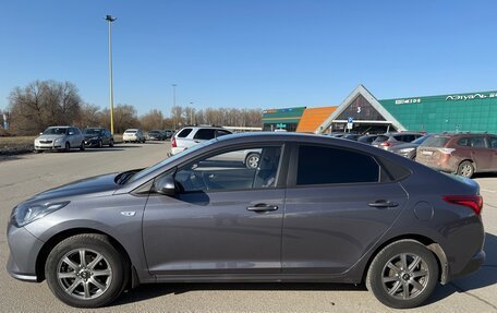 Hyundai Solaris II рестайлинг, 2021 год, 1 750 000 рублей, 2 фотография