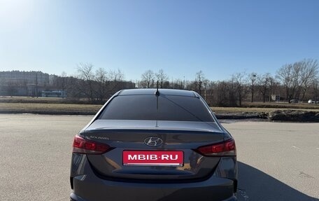 Hyundai Solaris II рестайлинг, 2021 год, 1 750 000 рублей, 6 фотография