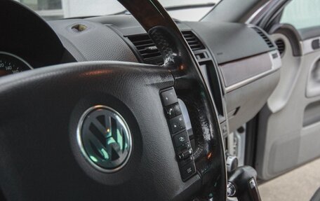 Volkswagen Touareg III, 2002 год, 649 000 рублей, 8 фотография