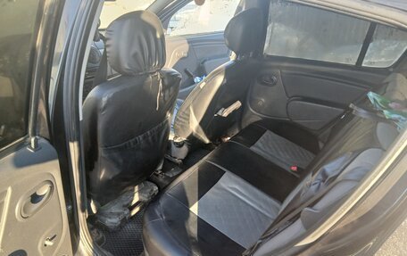 Renault Sandero I, 2013 год, 450 000 рублей, 21 фотография