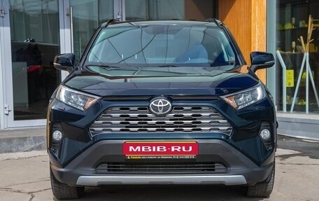 Toyota RAV4, 2020 год, 2 997 000 рублей, 6 фотография