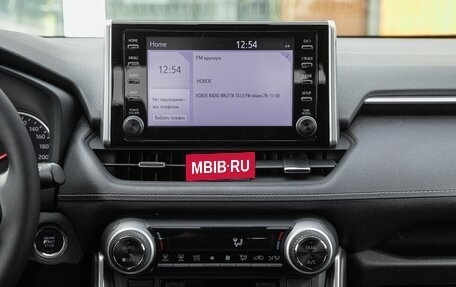 Toyota RAV4, 2020 год, 2 997 000 рублей, 13 фотография