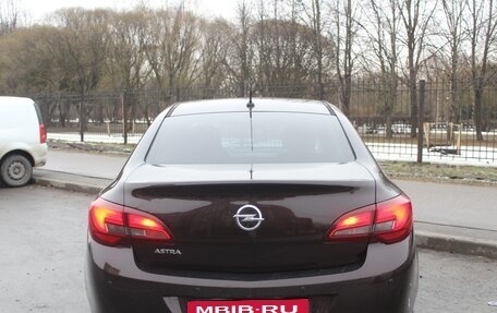 Opel Astra J, 2014 год, 905 000 рублей, 6 фотография